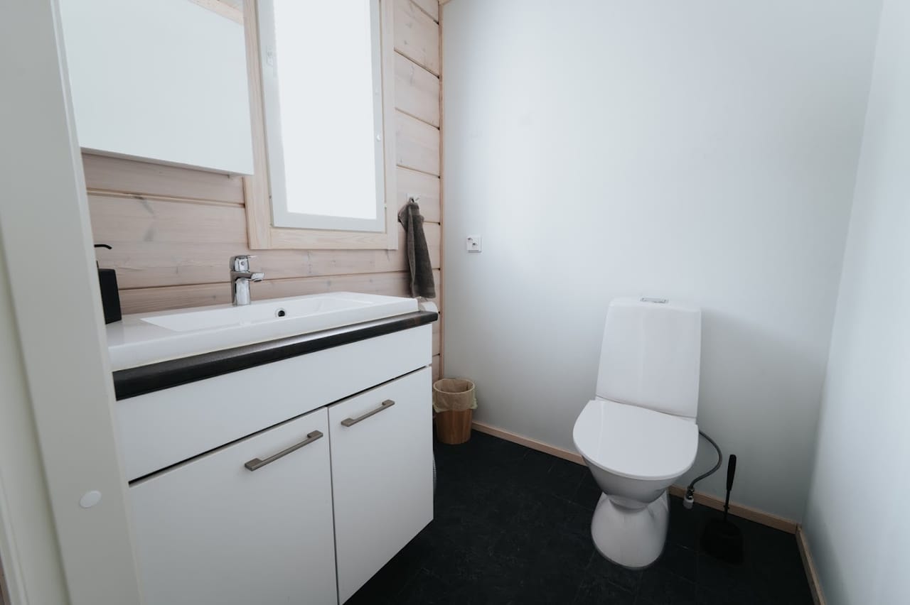 Karhu B:n WC-tila
